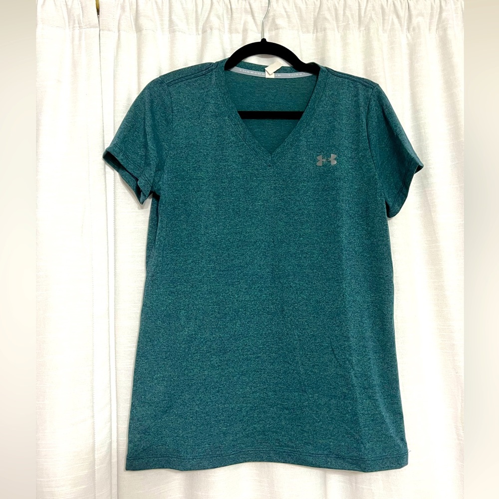 Under Armor v-neck workout top